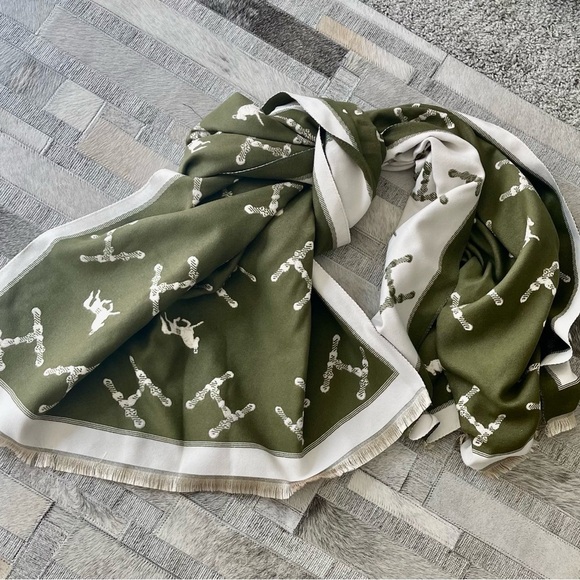 Accessories - Beautiful Hermès “like” Scarves